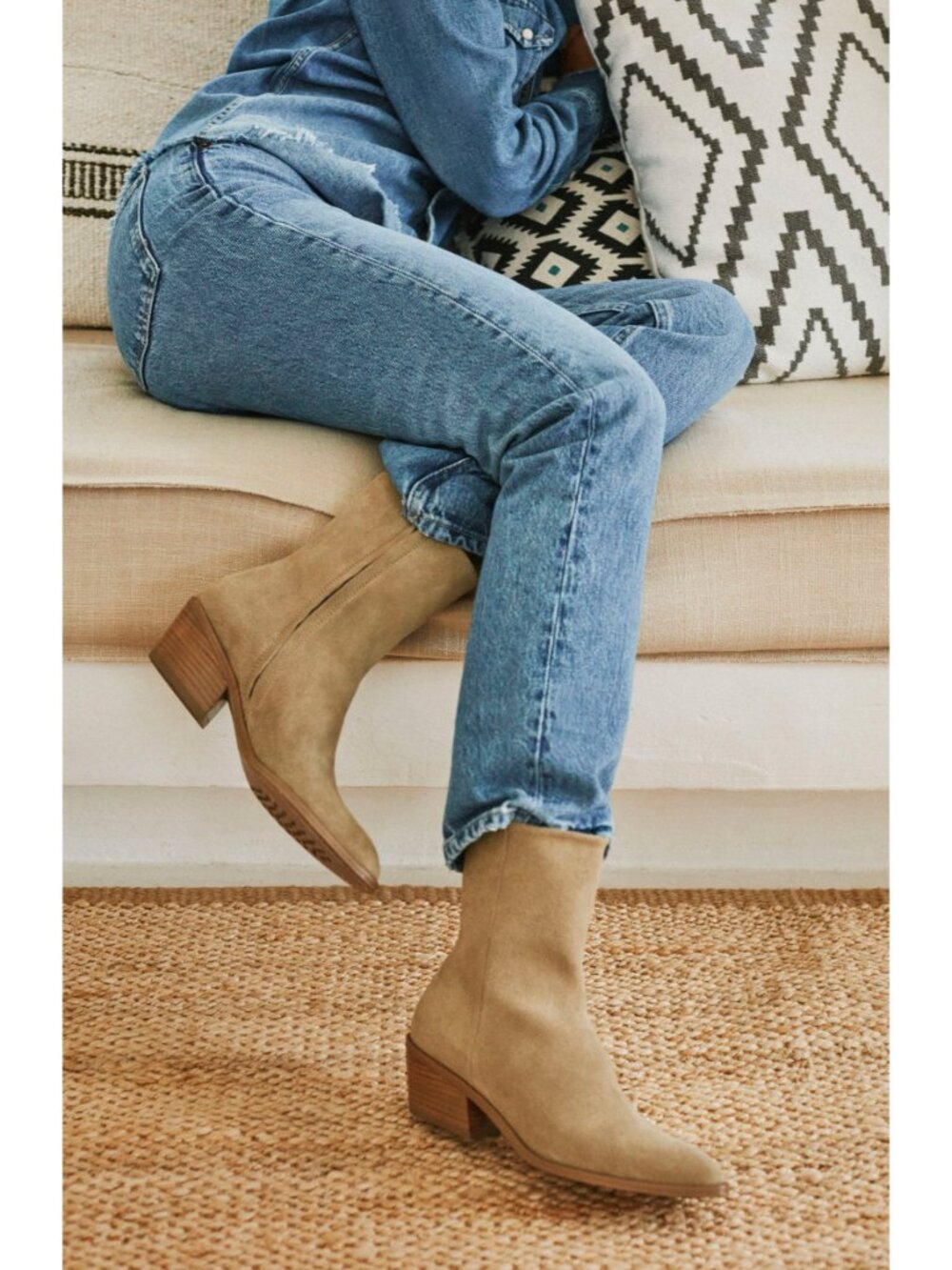 New Pedro Garcia Atena Block Heel Boot In Natural Suede Sz 8